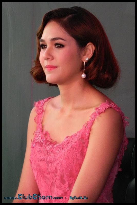 ชมพู่ อารยา ในงานแถลงข่าว เรยา เดอะ มิวสิคัล