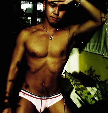 หน้าไม่ให้แต่ใจรัก
