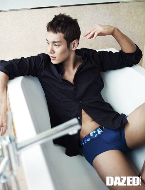 hwang yoon-seok