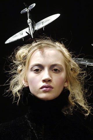 คนรัก ALEXANDER MCQUEEN 01