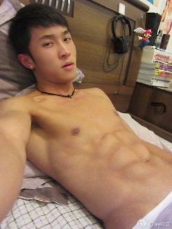 คนรักหนุ่มเซ็กซี่ 79