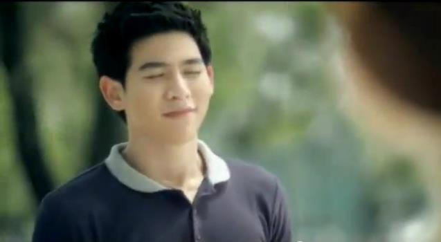 ใบเฟิร์น - พอร์ช ใน โฆษณา ตัวใหม่ Eversense Cologne หอมแบบ ชิก ชิก.