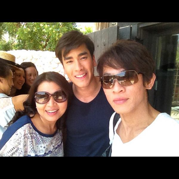ณเดชน์ โชว์หุ่นล่ำ ถ่ายแฟชั่นที่โอมาน