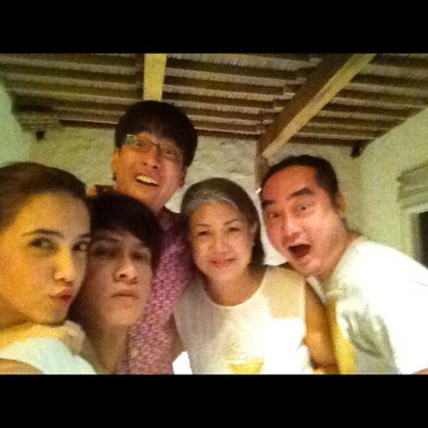 ณเดชน์ โชว์หุ่นล่ำ ถ่ายแฟชั่นที่โอมาน