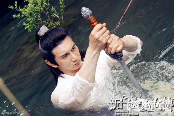 เปิดตำนาน New Bride with White Hair 新白发魔女传 (นางพญาผมขาว ฉบับ2012)