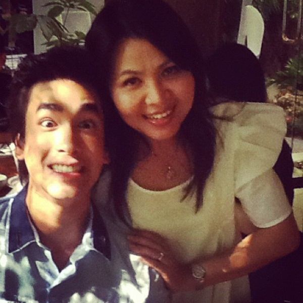 ณเดชน์ กับ คุณแม่แก้ว ผัวและแม่ผัว ดิชั้นเองค่ะ อิอิ