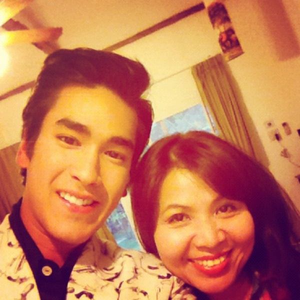 ณเดชน์ กับ คุณแม่แก้ว ผัวและแม่ผัว ดิชั้นเองค่ะ อิอิ