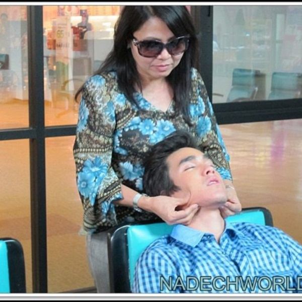 ณเดชน์ กับ คุณแม่แก้ว ผัวและแม่ผัว ดิชั้นเองค่ะ อิอิ