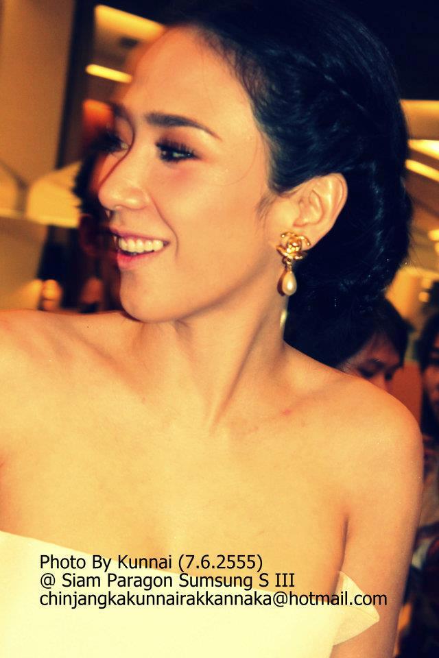 สวยสง่างาม"อั้ม พัชราภา"นำทัพดาราเปิดตัวซัมซุงกาแล็คซี่3 !!