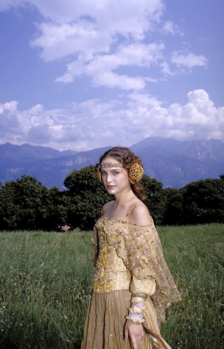 คนรัก เจ้าหญิงอมิดาล่า (Padme Amidala )Star Wars2