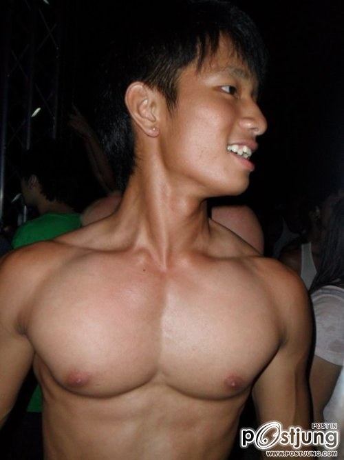 คนรักหนุ่มเซ็กซี่ 108