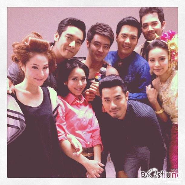 Pic สวย ๆ เริ่ด ๆ กับ ขวัญ อุษามณี @ 7 สีคอนเสิร์ต 09/06/2555