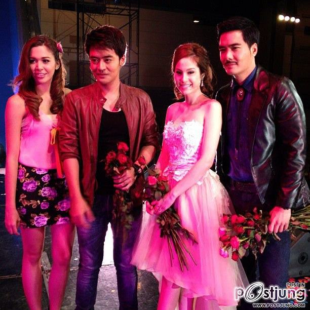Pic สวย ๆ เริ่ด ๆ กับ ขวัญ อุษามณี @ 7 สีคอนเสิร์ต 09/06/2555
