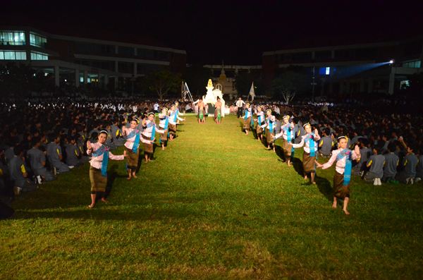 ปิดประชุมเชียร์ มมส ยิ่งใหญ่อลังการ ยินดีต้อนรับ ภุมริน10 นะครับ ^^