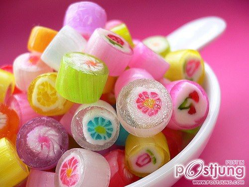 Made in Candy ศิลปะหวานแหวว บนลูกกวาดหลากสี