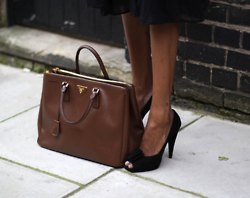 คนรัก Prada