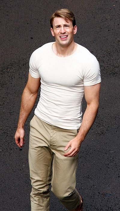 คนรักหนุ่มหล่อ 001 - Chris Evans