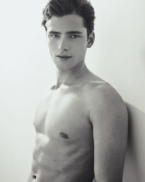 นายแบบอันดับ 1 ของโลก(ปัจจุบัน) Sean Opry