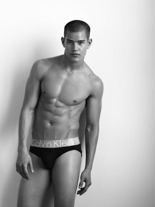 คนรักหนุ่มเซ็กซี่ 142 - Simon Tham