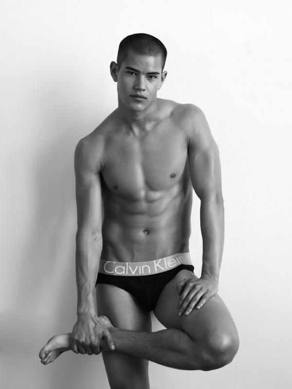 คนรักหนุ่มเซ็กซี่ 142 - Simon Tham