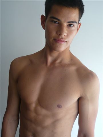คนรักหนุ่มเซ็กซี่ 142 - Simon Tham