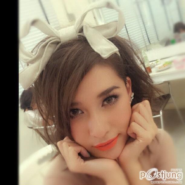 พลอย