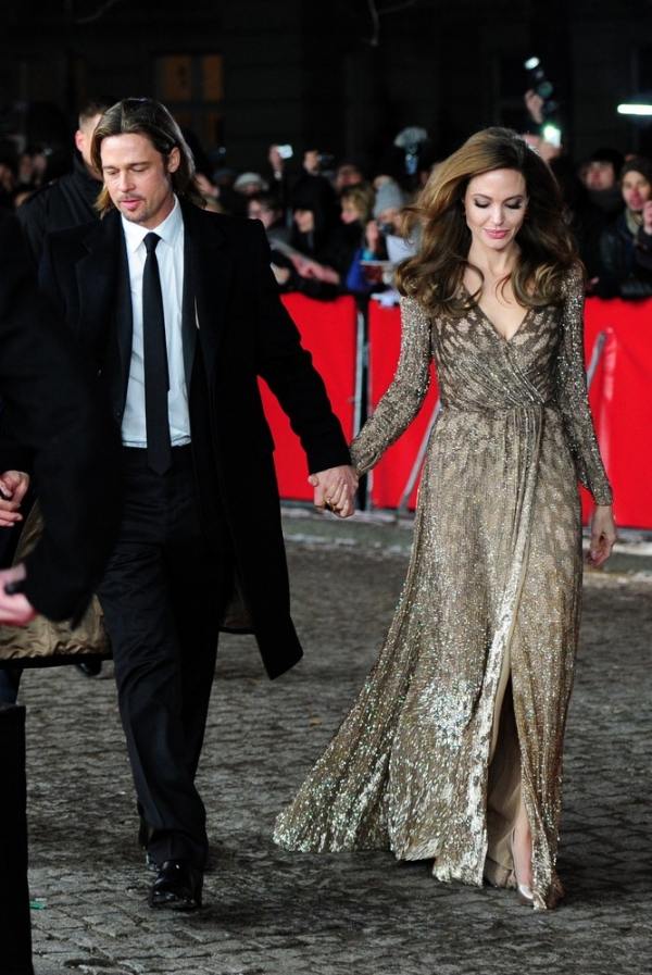 คนรักดาราสาวกับชุดสวย 001 - Angelina Jolie