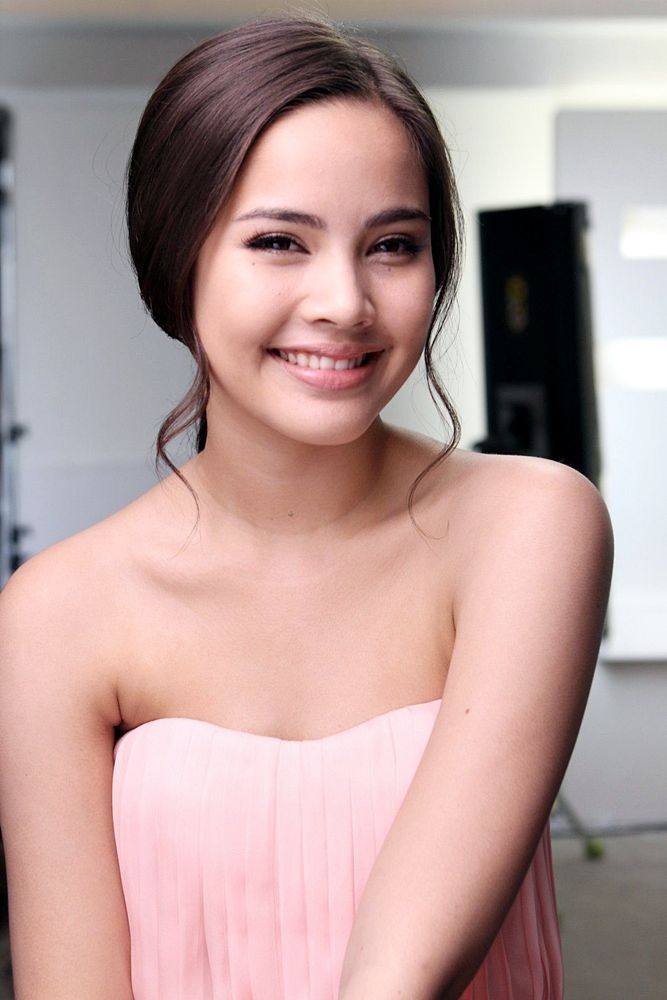 ญาญ่า โฆษณา พอนด์ส ฟลอเลส ไวท์ set 1
