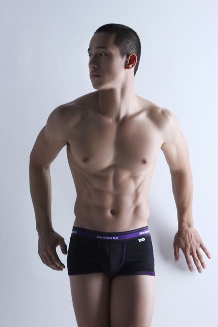 เบื่อไม่ลงกับนายคนนี้ L&ecirc; Minh Hiếu