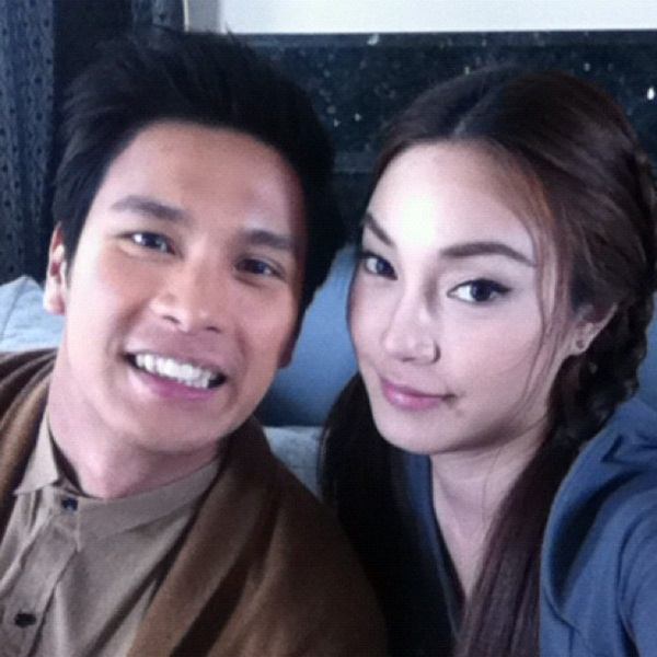 เบื้องหลังกองละคร กี่เพ้า