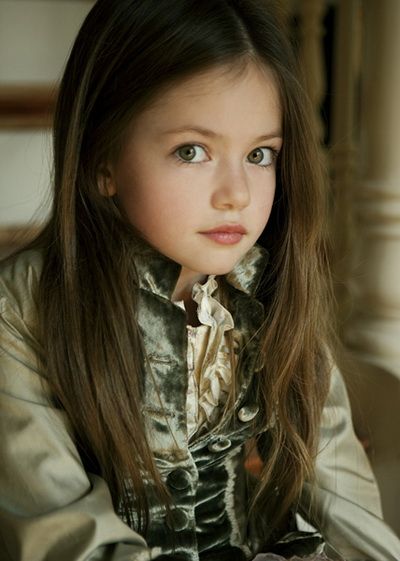 เผยโฉม เรเนสเม่ คัลเลน แวมไพร์ตัวน้อยจาก Twilight