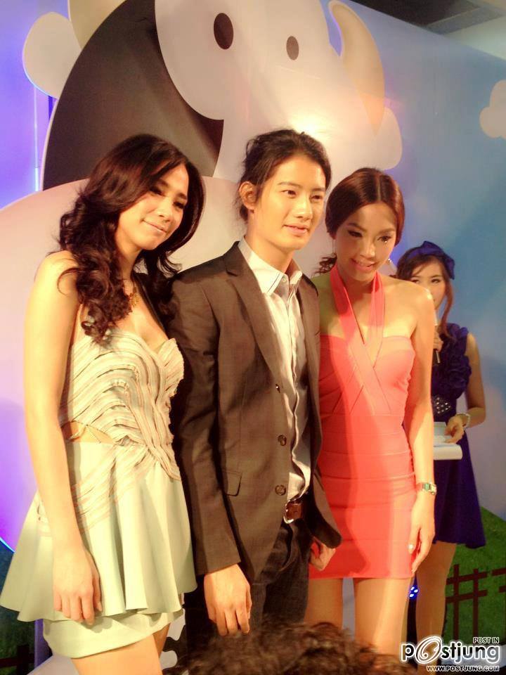 "อั้ม พัชราภา"สวยเลอเลิศ @ Milk festival !!