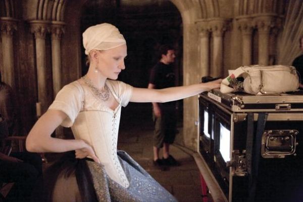 คนรักหนังดังกับชุดสวย 008 - Elizabeth: The Golden Age