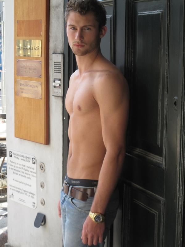 คนรักหนุ่มหล่อ 038 - Sebastian Lund