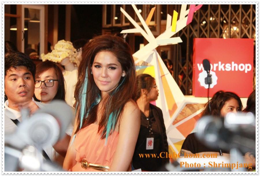 ชมพู่ อารยา ในงานเปิดร้านเสื้อผ้า Workshop @ MEGA Bangna