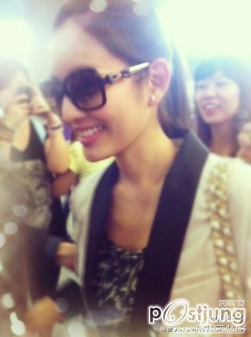 แอฟ ทักษอร @ Shanghai