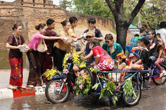 สันสันเล็กๆน้อยๆ จากเชียงใหม่มหานคร