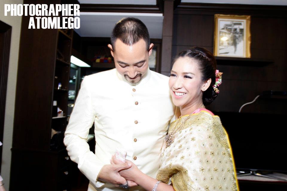 บรรยากาศงานหมั้น"พี่ตั๊ก นภัสกร"-"พี่ป๊อก ปิยธิดา" เรียบง่ายแต่อบอุ่น