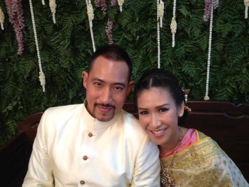 บรรยากาศงานหมั้น"พี่ตั๊ก นภัสกร"-"พี่ป๊อก ปิยธิดา" เรียบง่ายแต่อบอุ่น