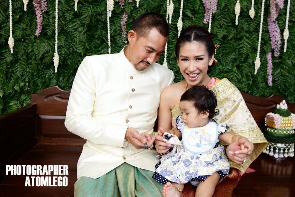 บรรยากาศงานหมั้น"พี่ตั๊ก นภัสกร"-"พี่ป๊อก ปิยธิดา" เรียบง่ายแต่อบอุ่น