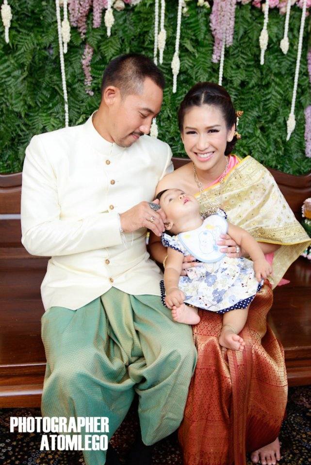 บรรยากาศงานหมั้น"พี่ตั๊ก นภัสกร"-"พี่ป๊อก ปิยธิดา" เรียบง่ายแต่อบอุ่น