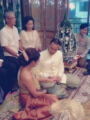 บรรยากาศงานหมั้น"พี่ตั๊ก นภัสกร"-"พี่ป๊อก ปิยธิดา" เรียบง่ายแต่อบอุ่น