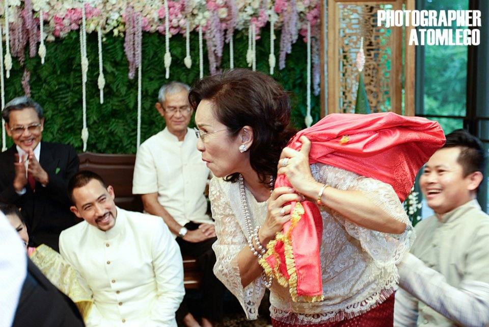 บรรยากาศงานหมั้น"พี่ตั๊ก นภัสกร"-"พี่ป๊อก ปิยธิดา" เรียบง่ายแต่อบอุ่น