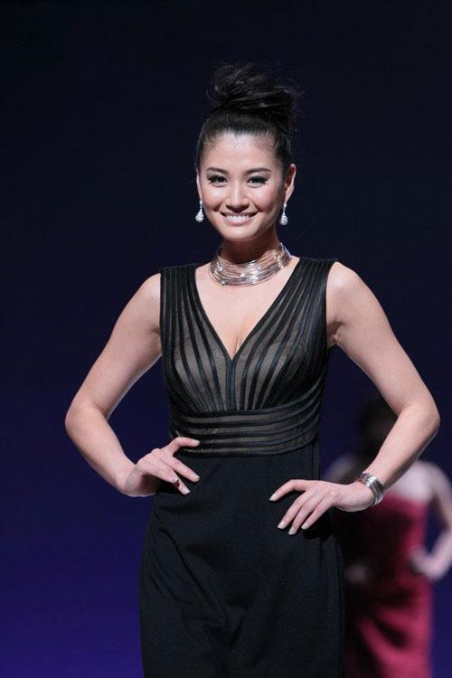 Miss Japan Universe 2012