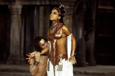 คนรักหนังดังกับชุดสวย 010 - Queen of the Damned