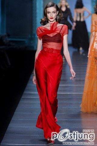 Aum สวยชนะเลิศ with Dior dress @Siamdara Award