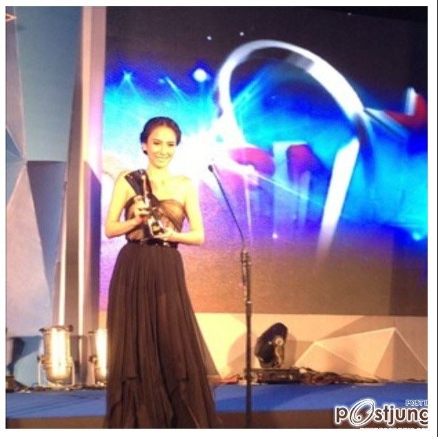 อั้ม พัชราภา กับชุดของ christian dior spring 2012