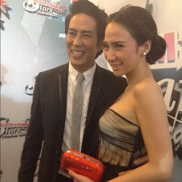 "อั้ม พัชราภา"สวยเริ่ดเจิดจรัส@SIAMDARA STARS AWARDS 2012!
