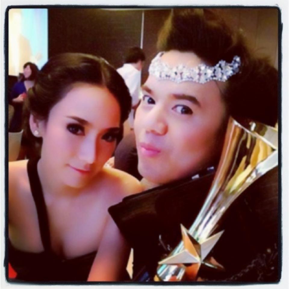"อั้ม พัชราภา"สวยเริ่ดเจิดจรัส@SIAMDARA STARS AWARDS 2012!