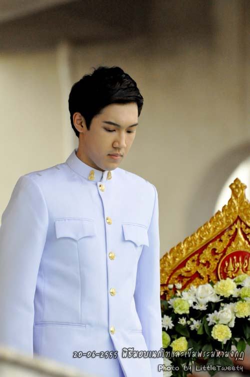 แกงส้ม ผู้แทนอัญเชิญพระมหามงกุฎและฉัตรปริวาร @ KMITL